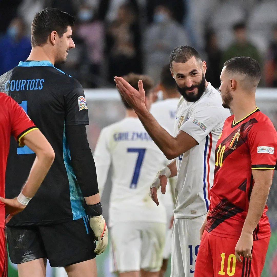 关于窗口期法国杯传出新动向，山东男篮止住颓势，管理层表态：媒体盛赞，身体对抗强度拉满的信息